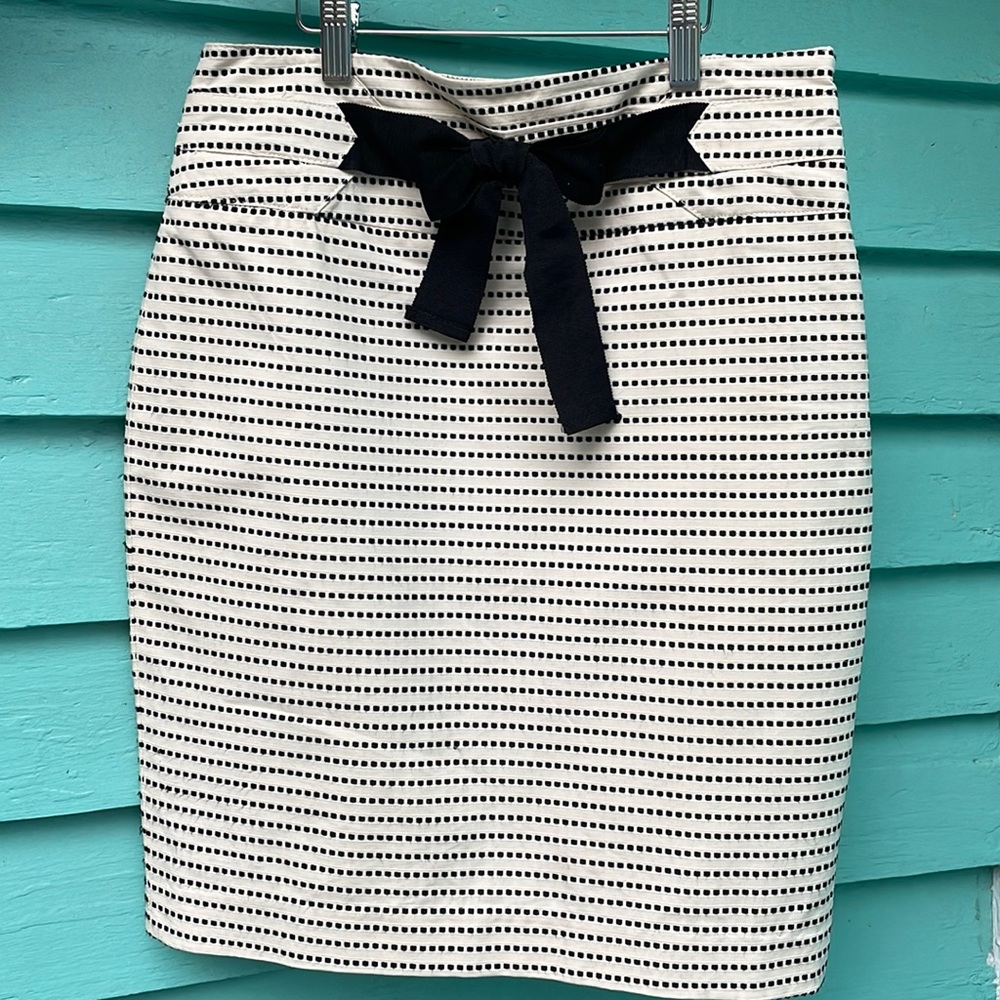 Black and white horizontal weave pencil skirt size 0